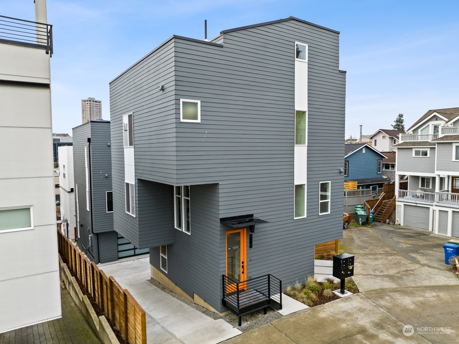 816 14th Avenue