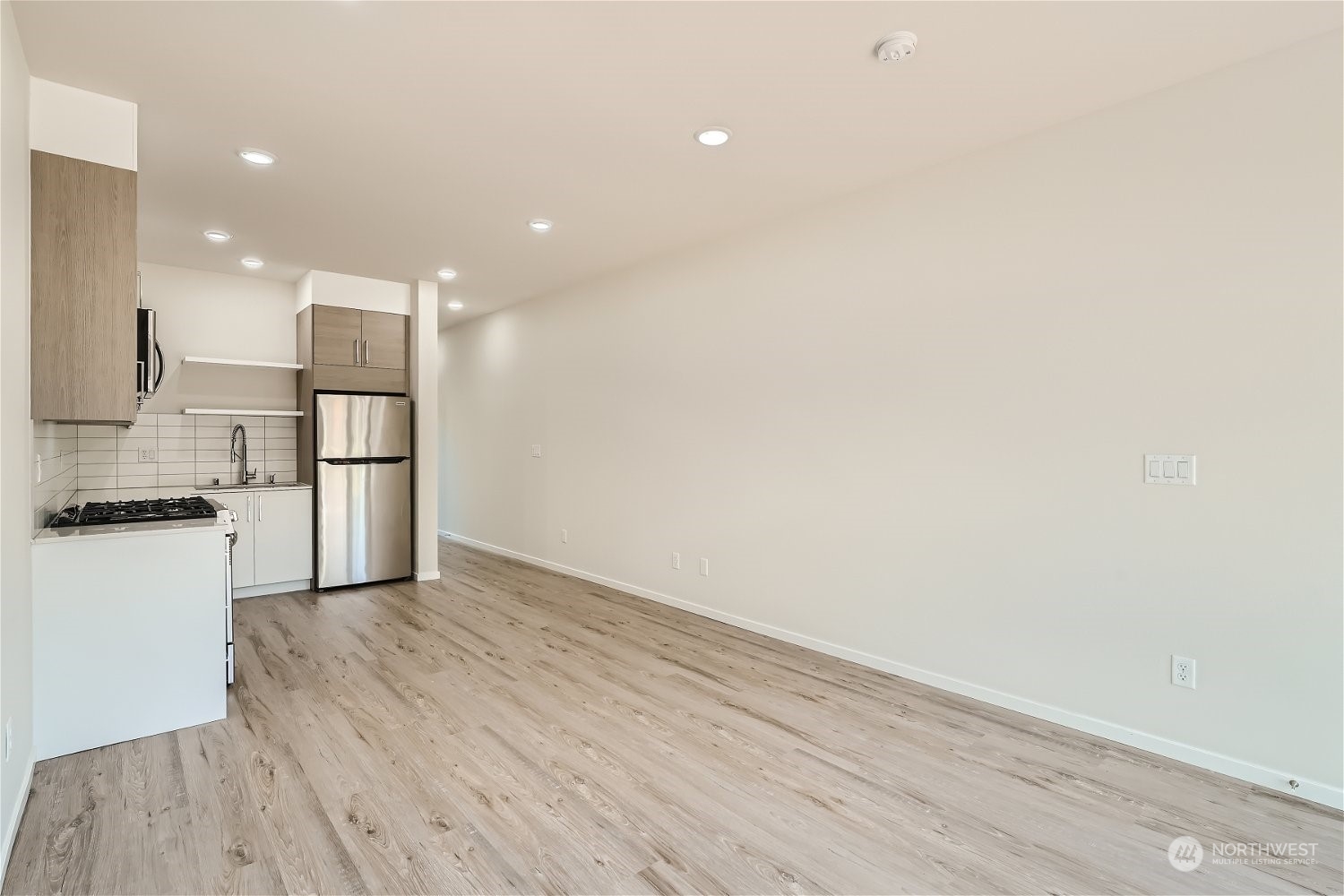 1914 S Grand Street
