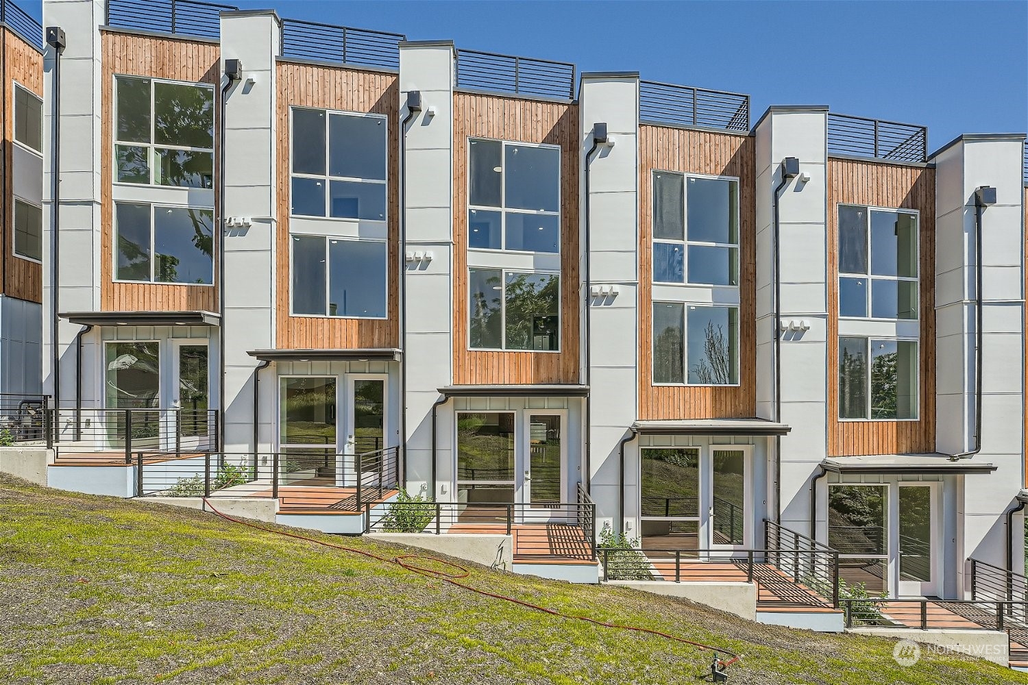 1914 S Grand Street