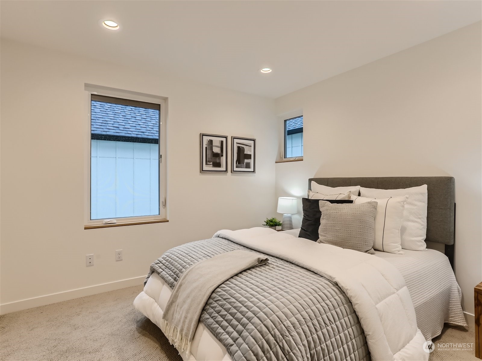 10342 Wallingford Avenue N Unit: B