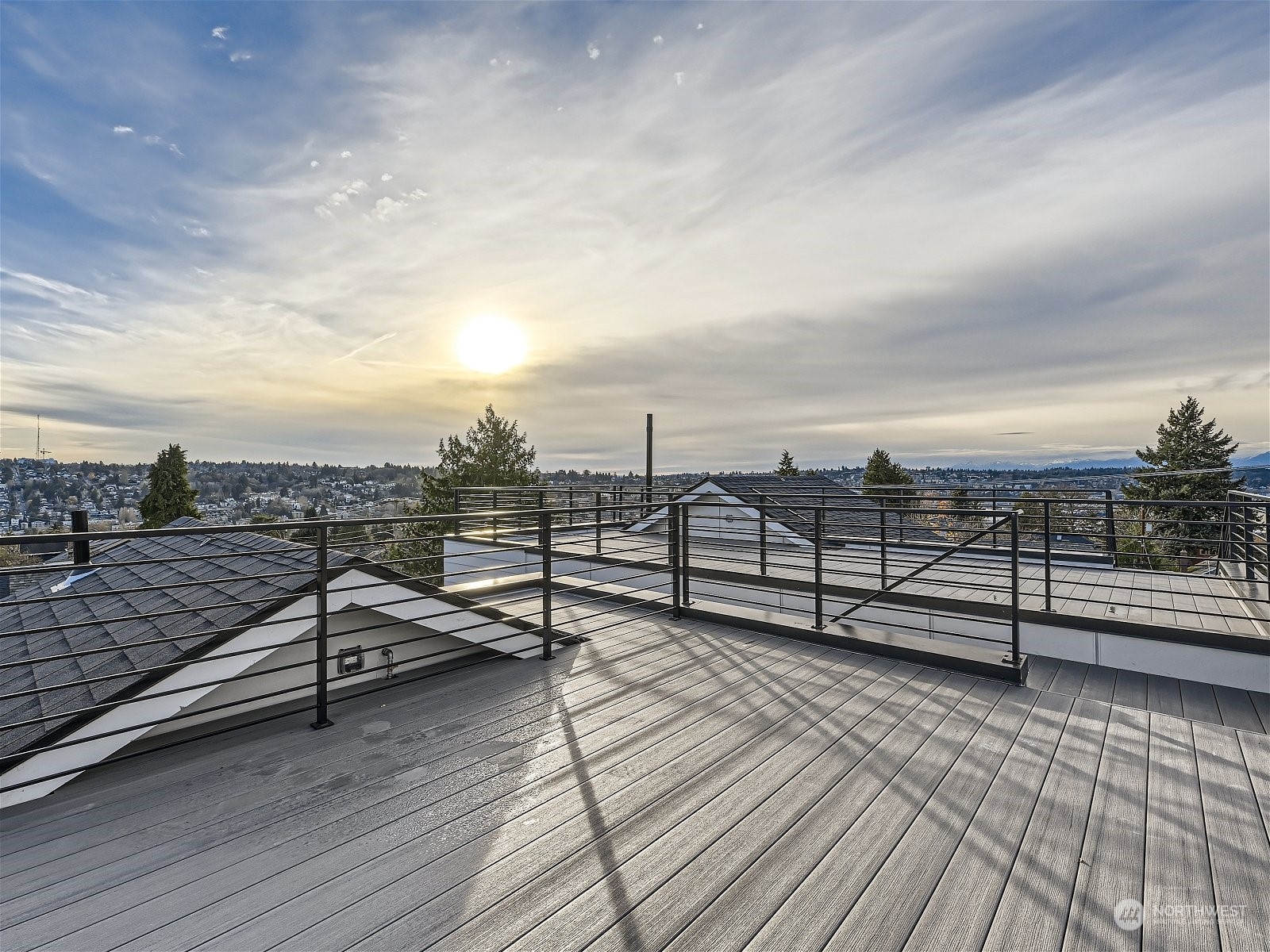 4220 Greenwood Avenue N Unit: B