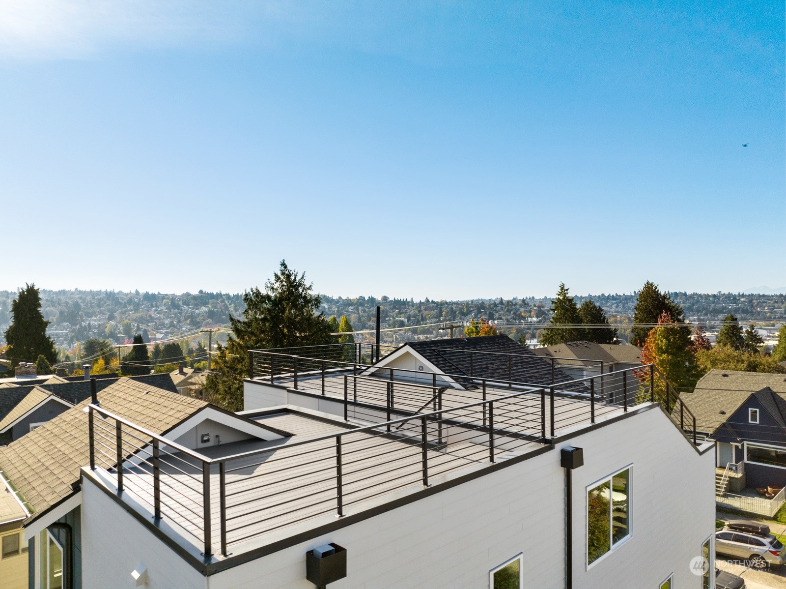 4220 Greenwood Avenue N Unit: B