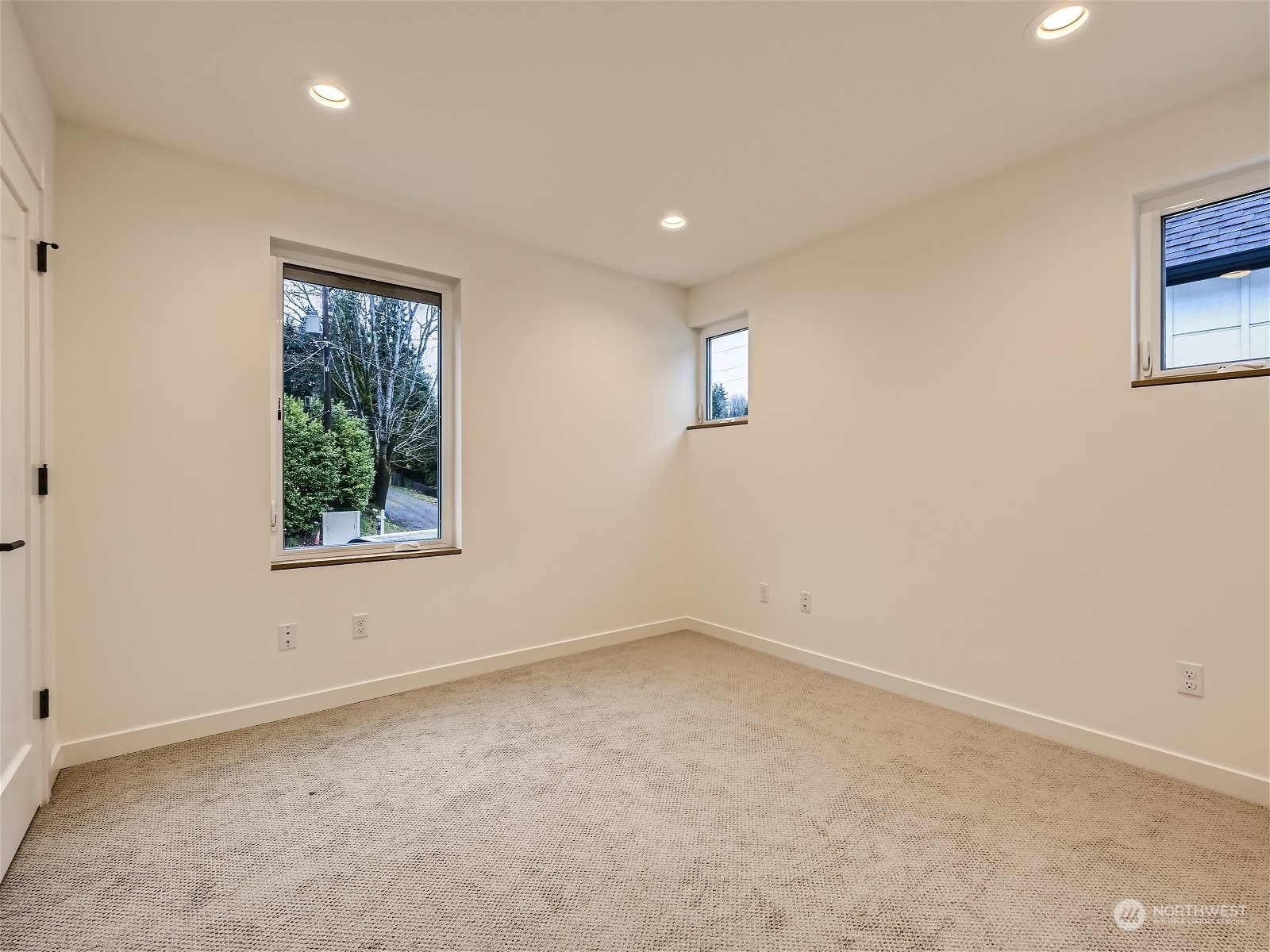 10346 Wallingford Avenue N Unit: B