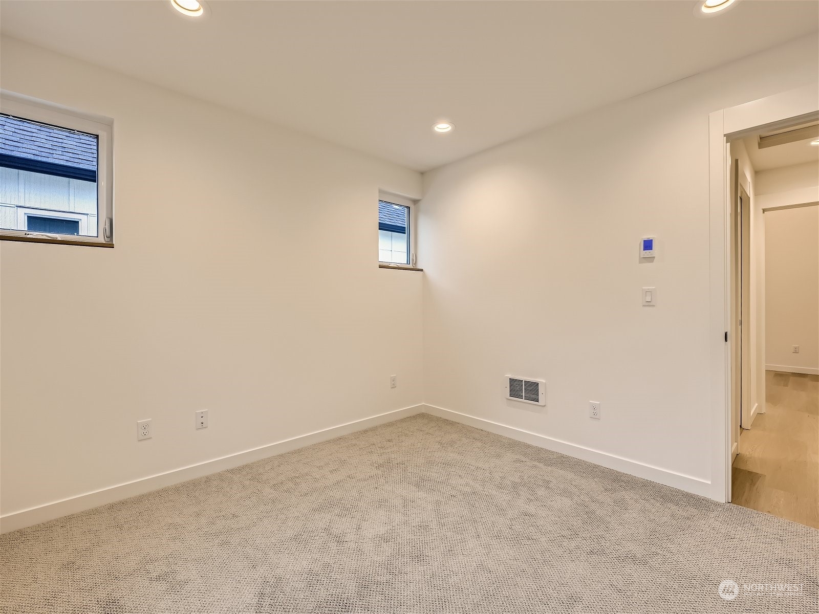 10346 Wallingford Avenue N Unit: B