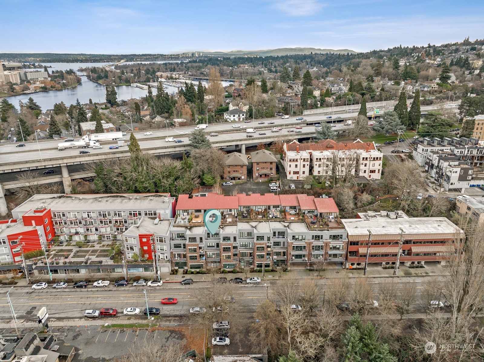 2920 Eastlake Avenue E Unit: 208