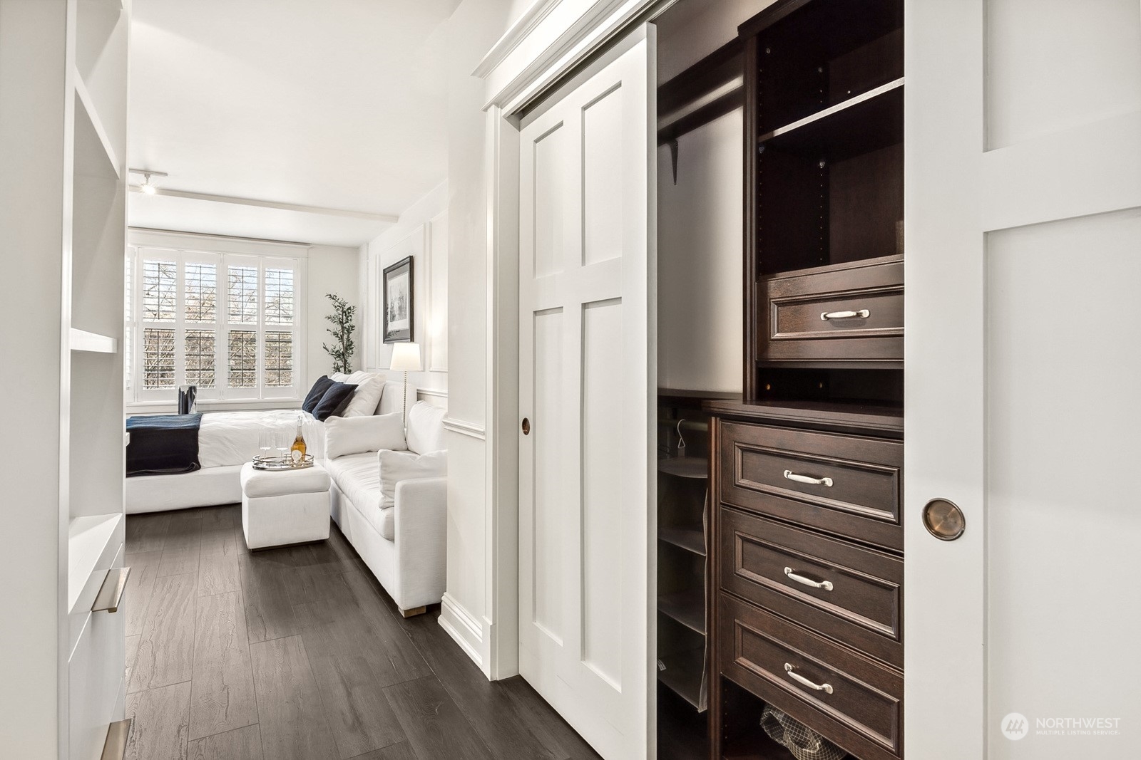 2920 Eastlake Avenue E Unit: 208