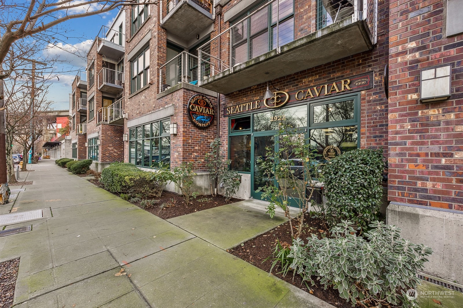 2920 Eastlake Avenue E Unit: 208