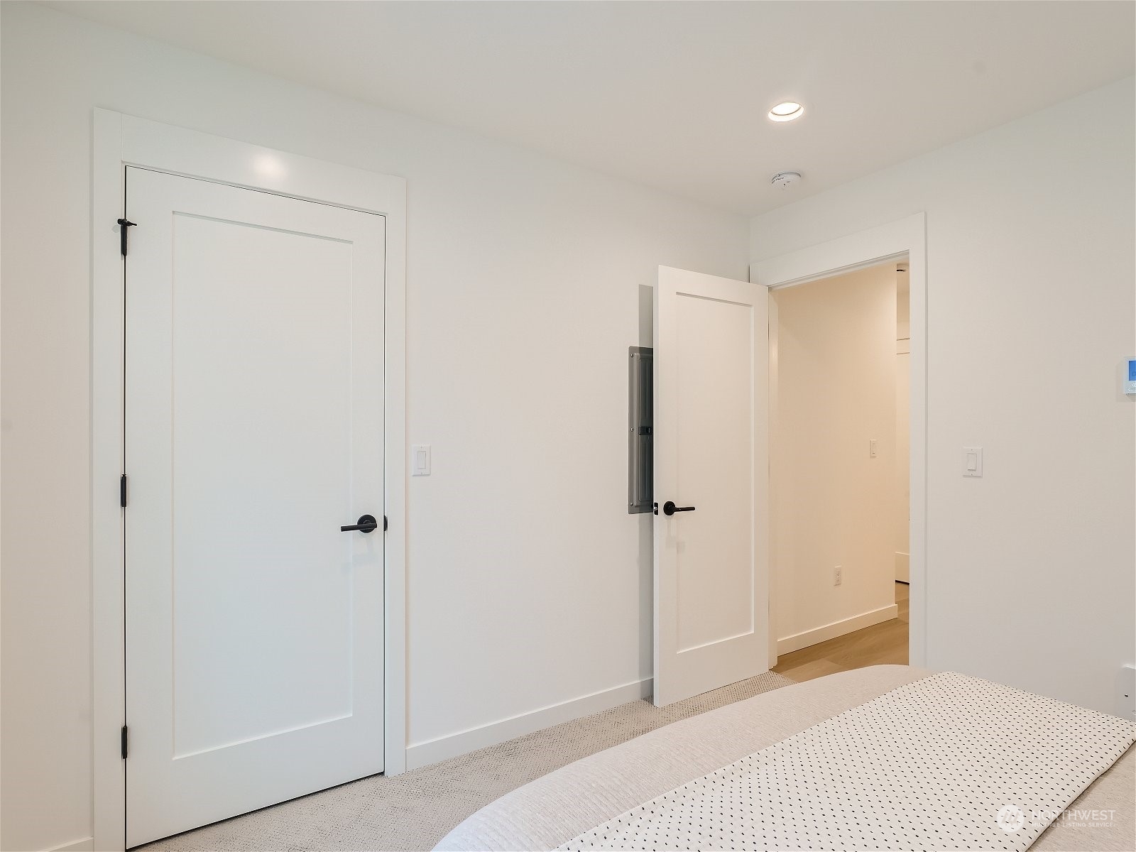 10344 Wallingford Avenue N Unit: B