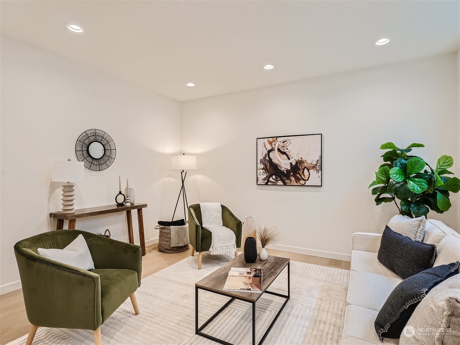 10344 Wallingford Avenue N Unit: B