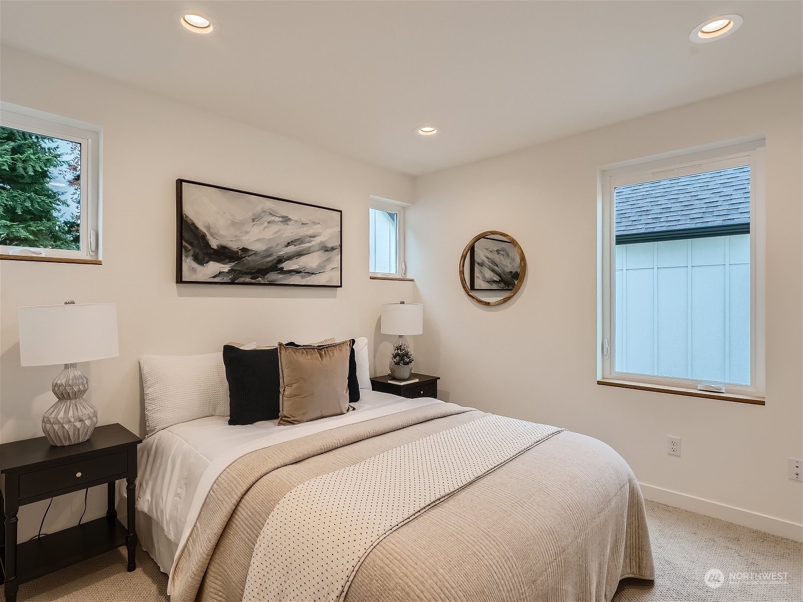 10344 Wallingford Avenue N Unit: B