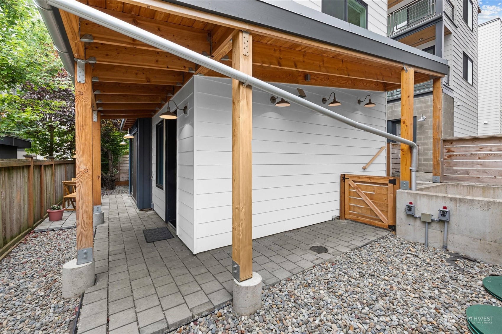 2011 NW 60th Street