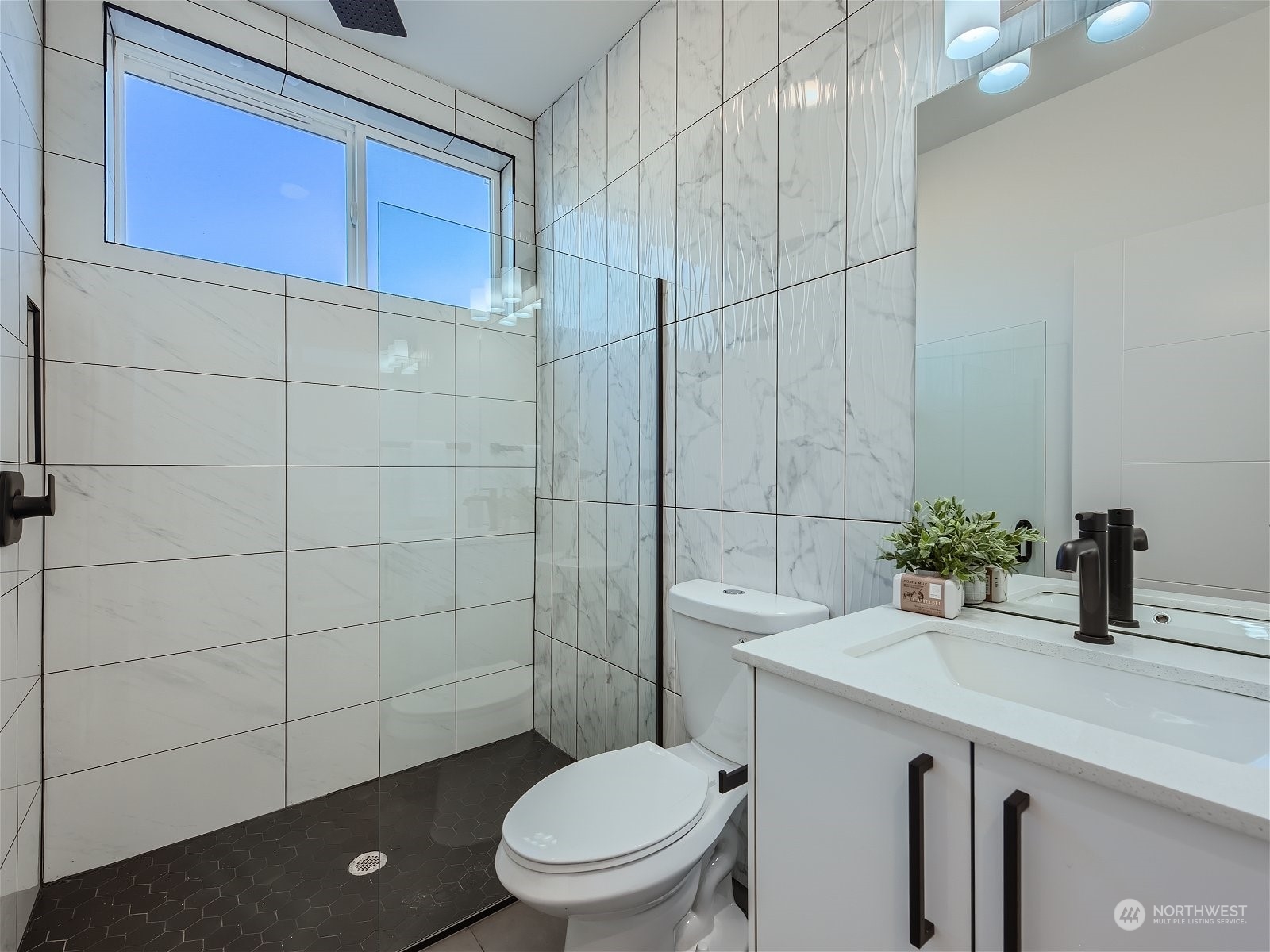 1110 33rd Avenue Unit: C