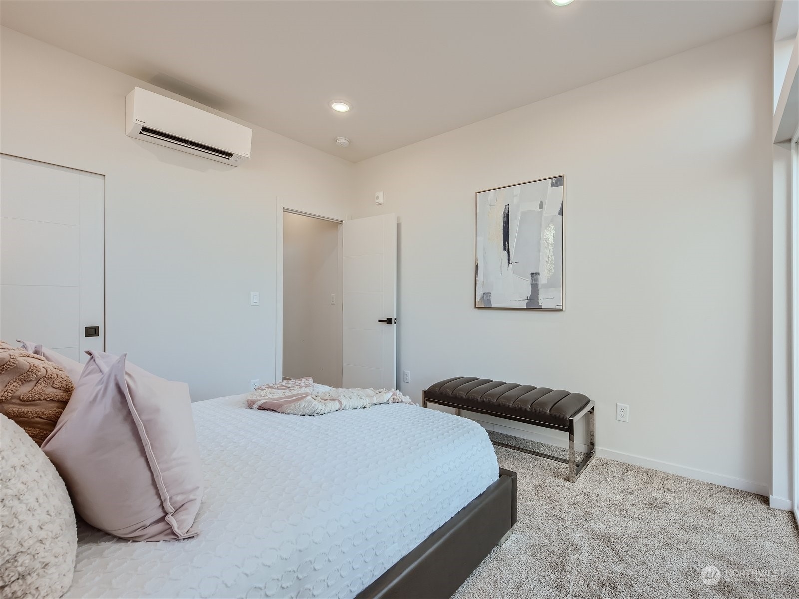 1110 33rd Avenue Unit: C