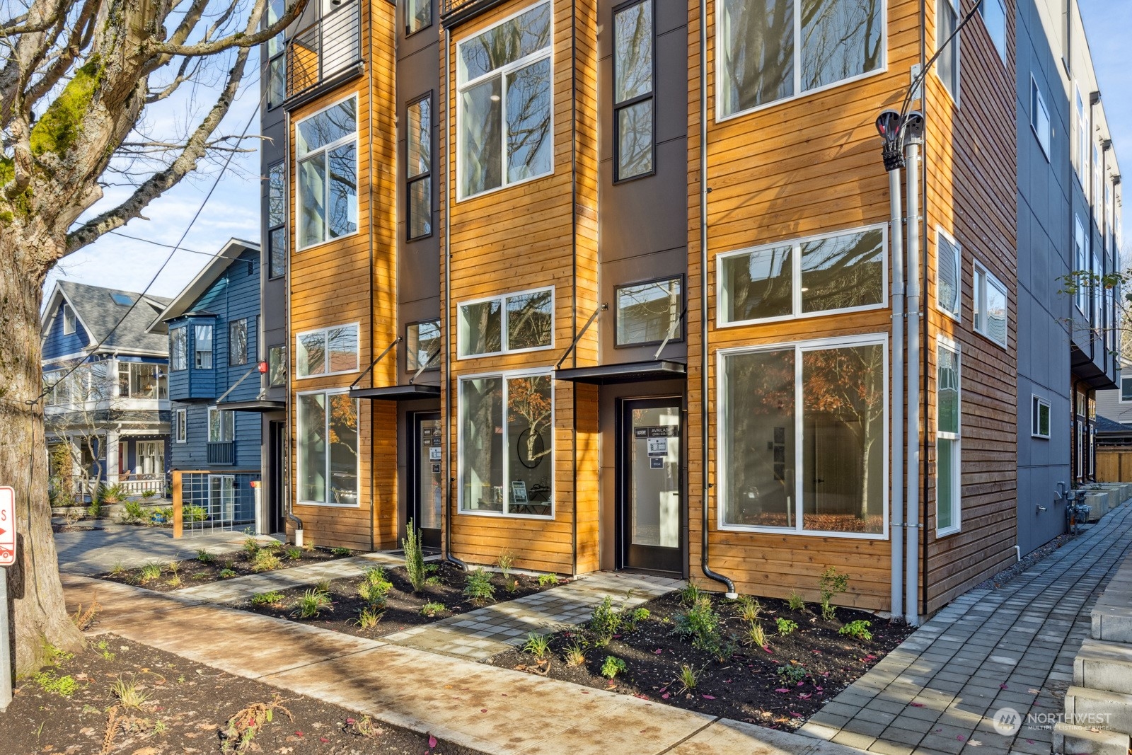 1110 33rd Avenue Unit: C