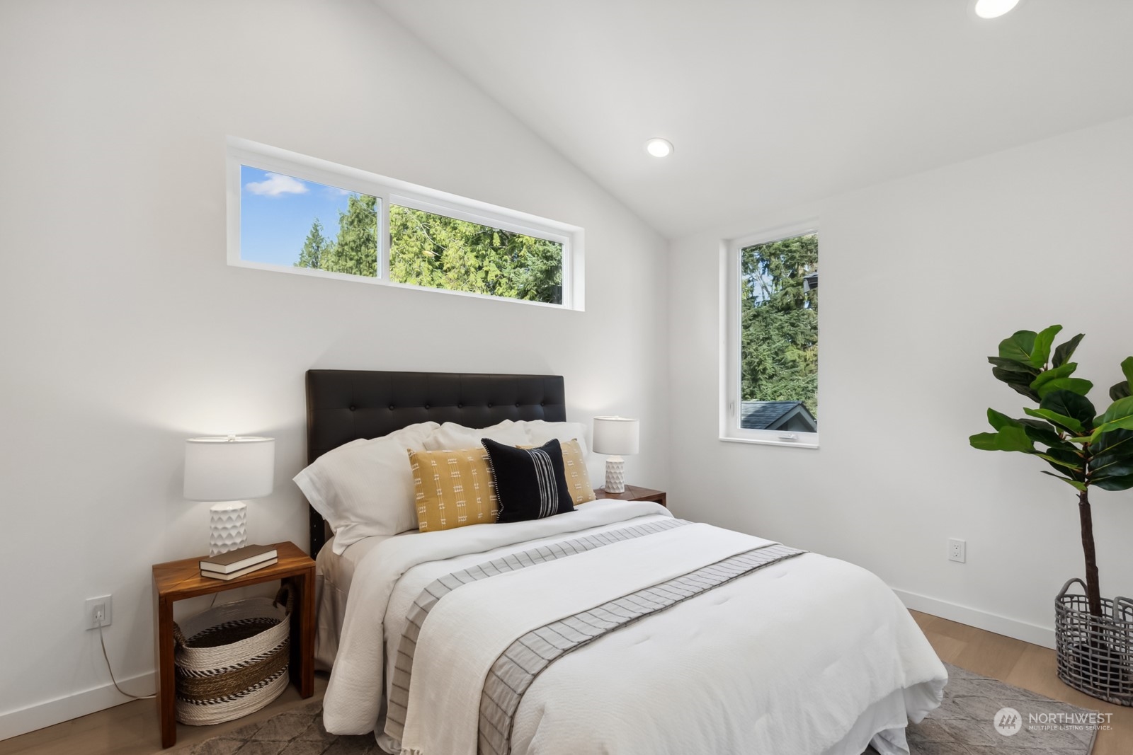 7717 45th Avenue NE Unit: B