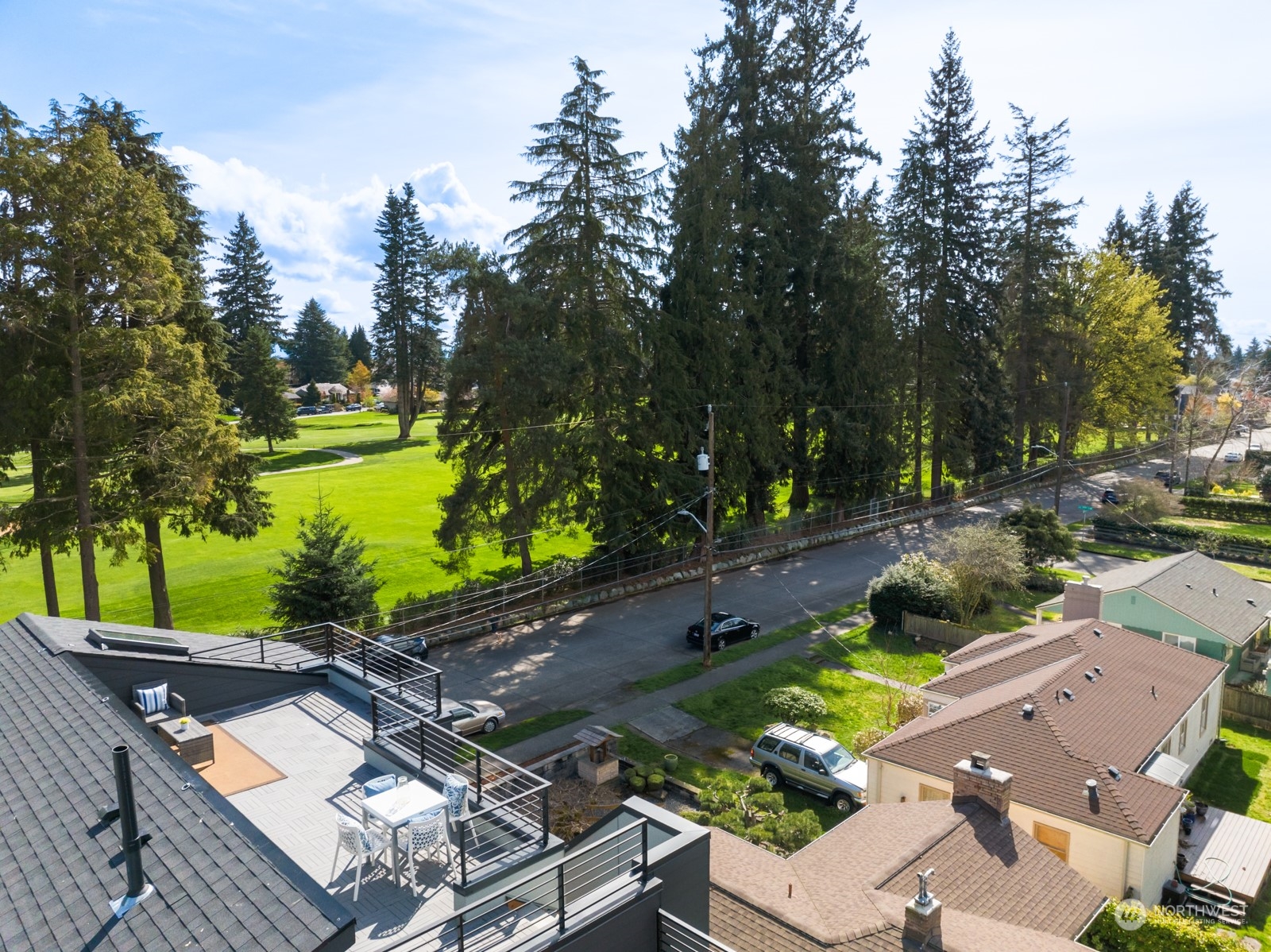 7717 45th Avenue NE Unit: B
