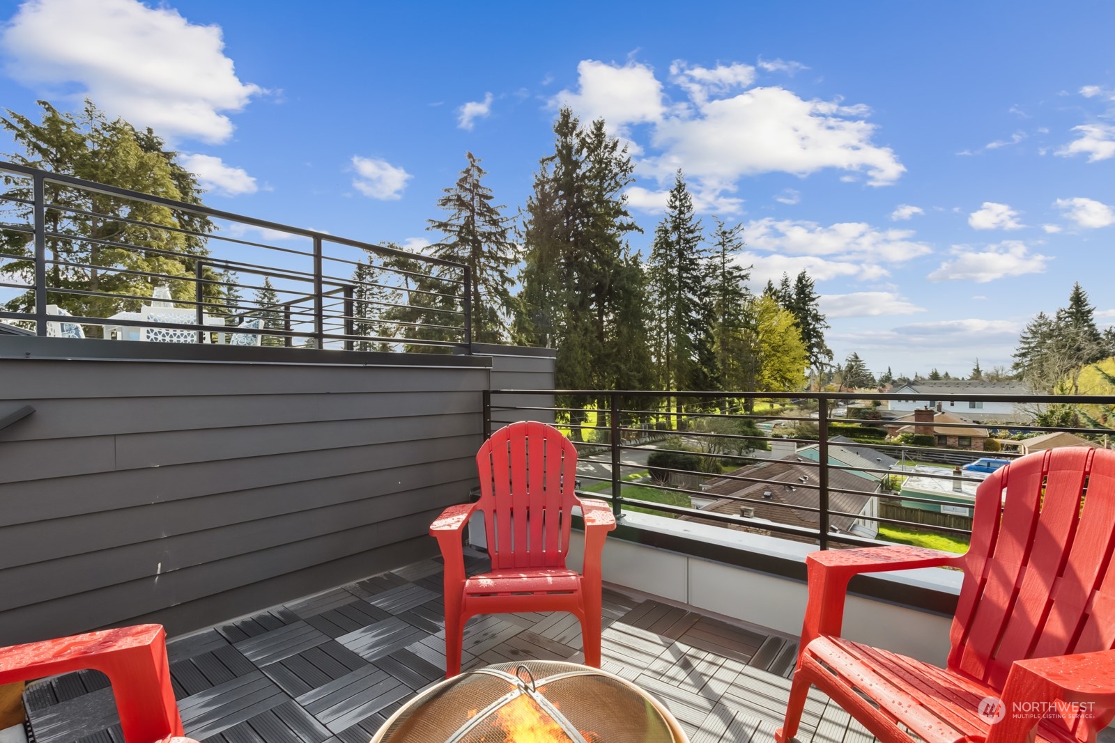 7717 45th Avenue NE Unit: B