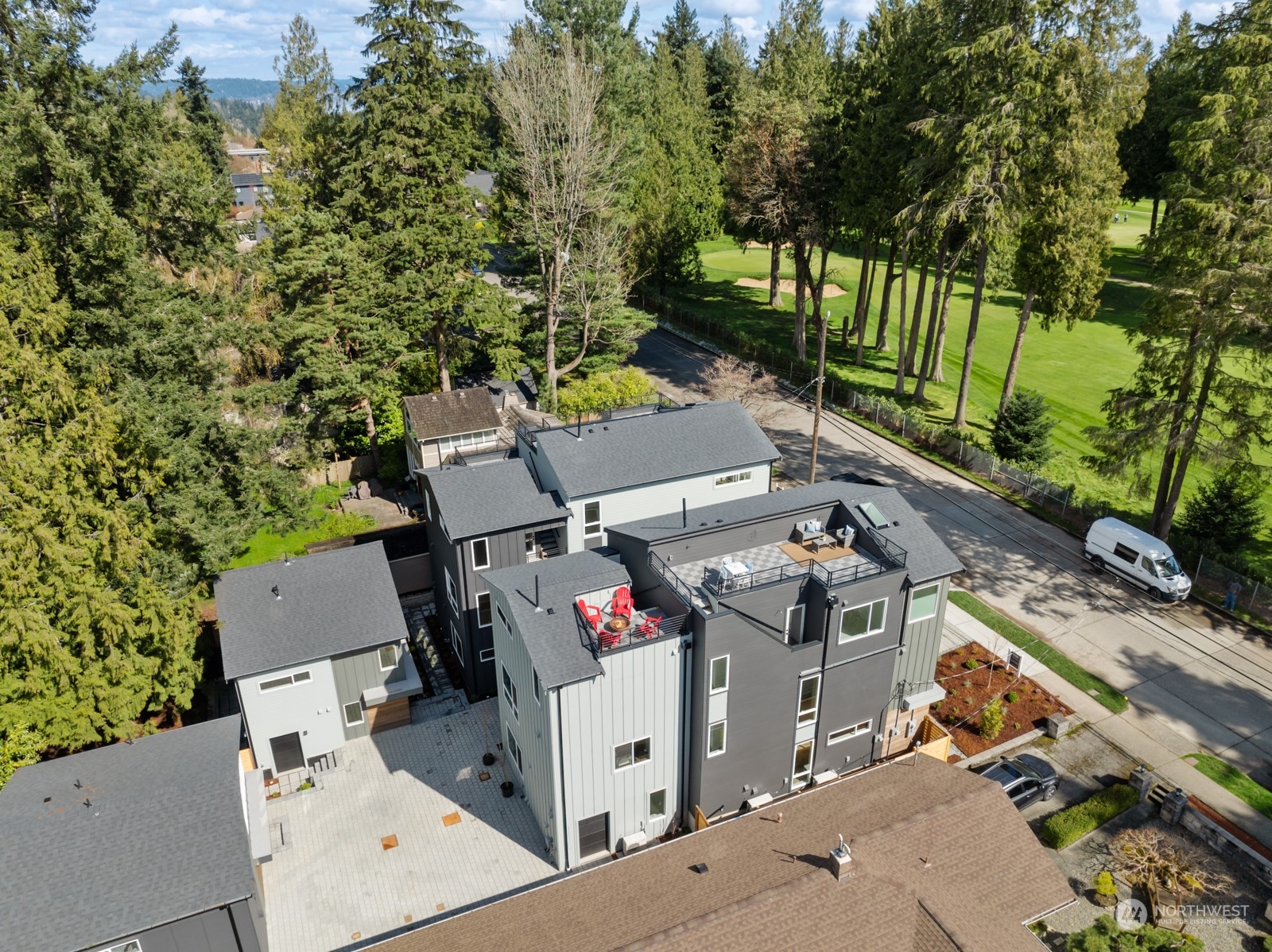 7717 45th Avenue NE Unit: B