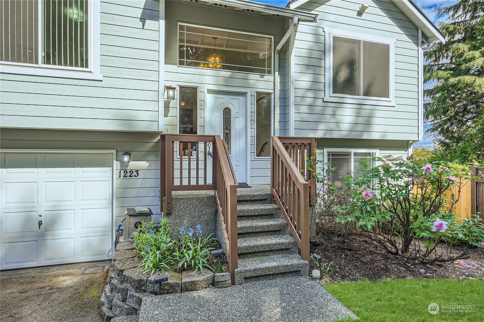 1223 NE 148th Street