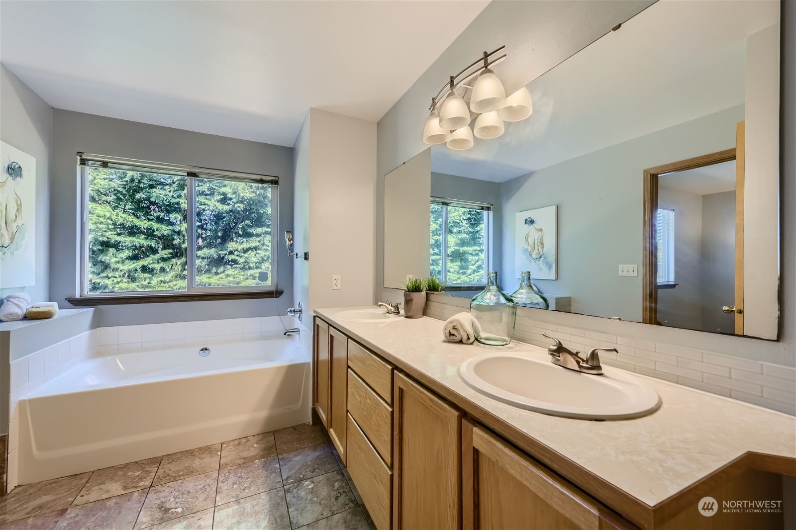 1223 NE 148th Street