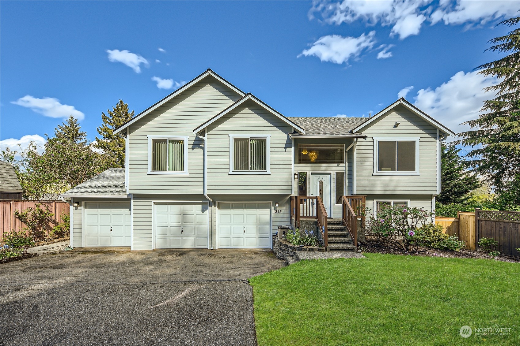 1223 NE 148th Street