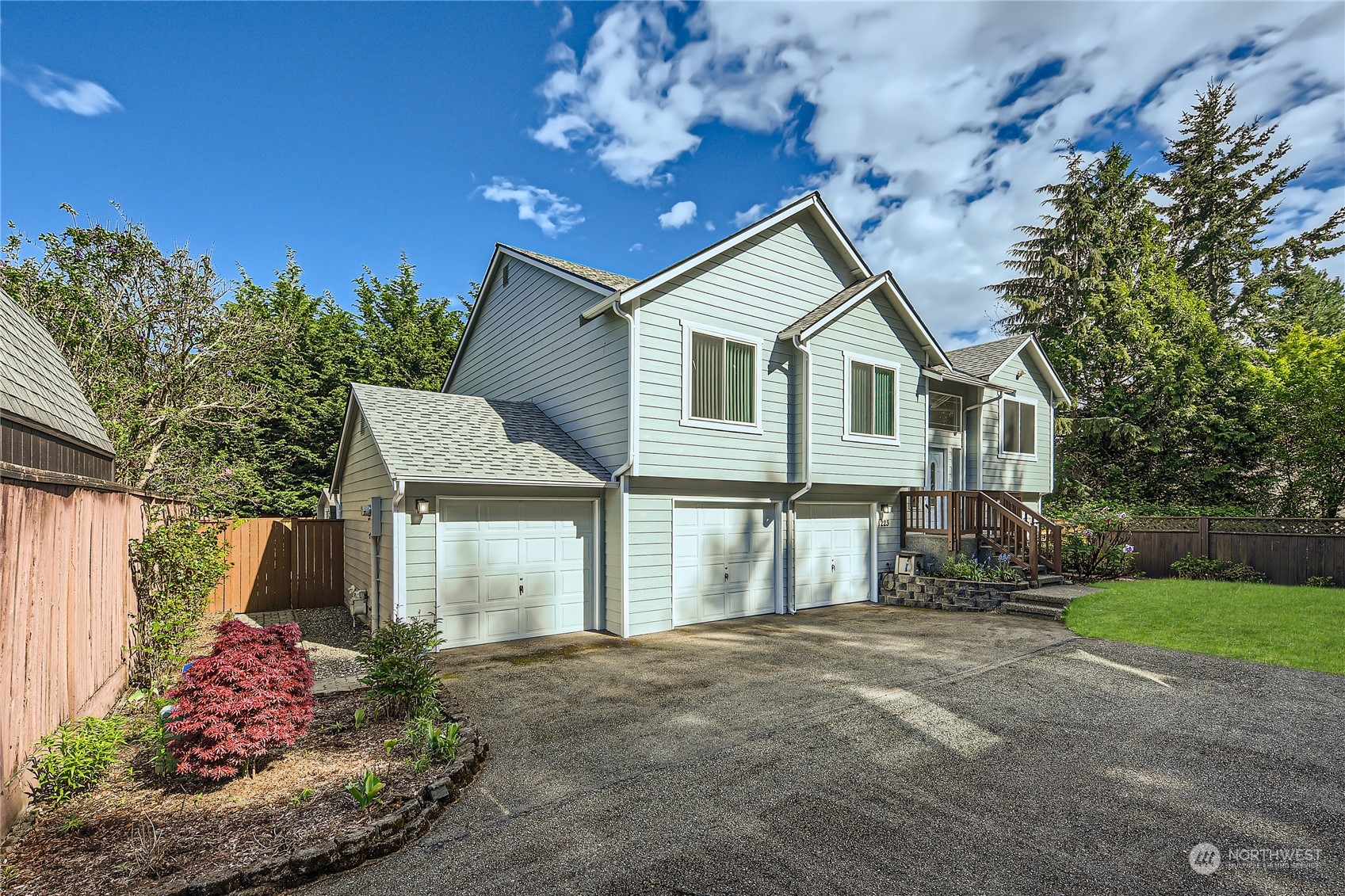 1223 NE 148th Street
