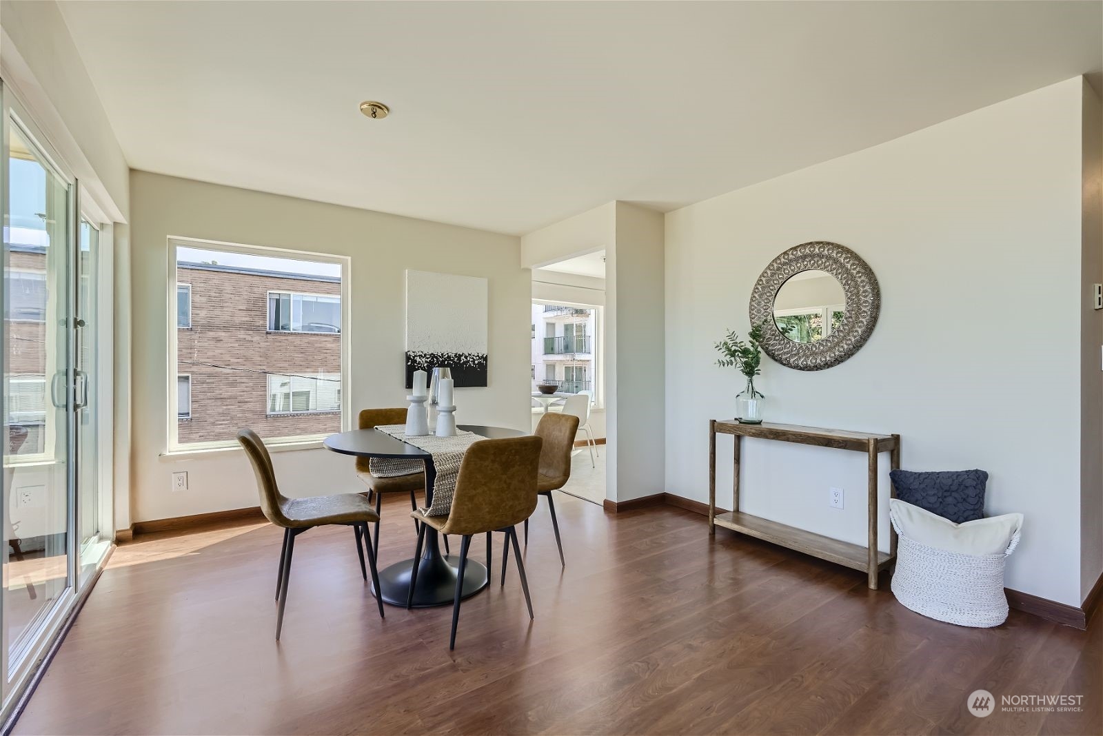 1111 S Atlantic Street Unit: 401