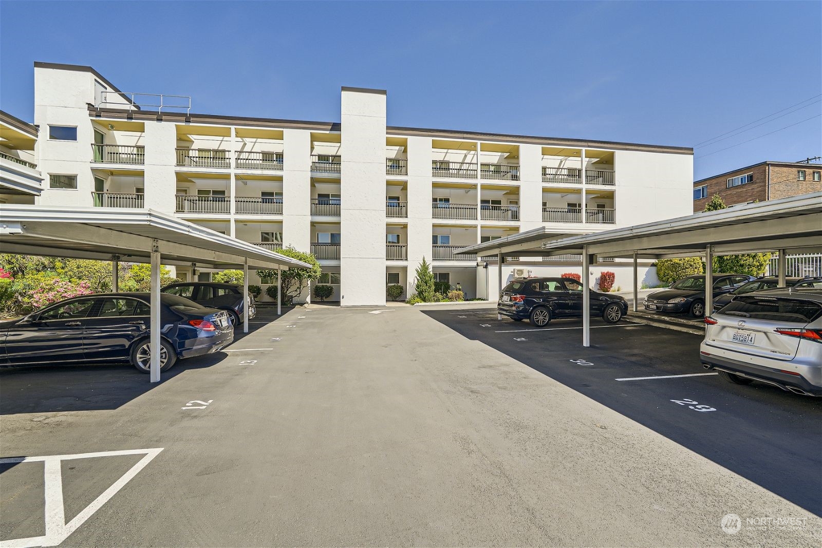1111 S Atlantic Street Unit: 401