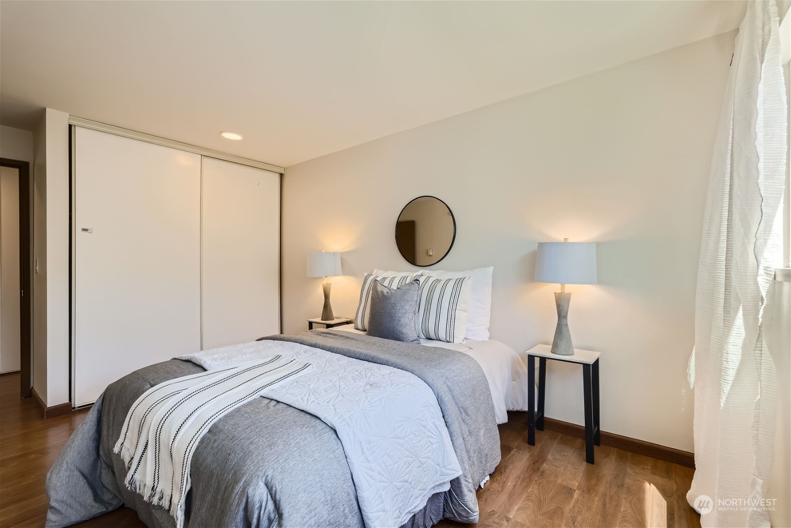 1111 S Atlantic Street Unit: 401