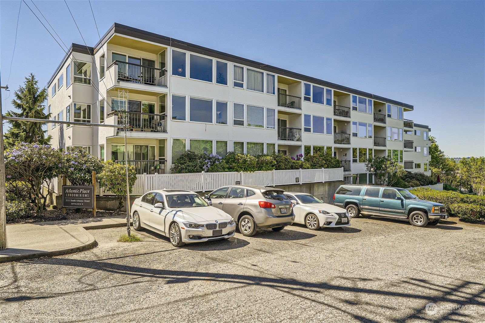 1111 S Atlantic Street Unit: 401