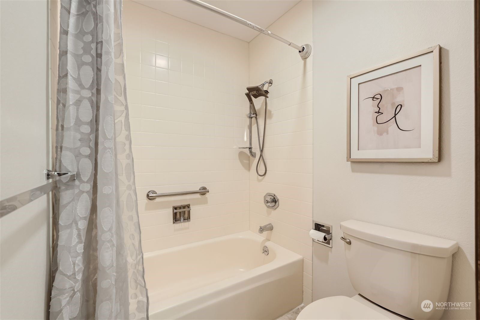 1111 S Atlantic Street Unit: 401