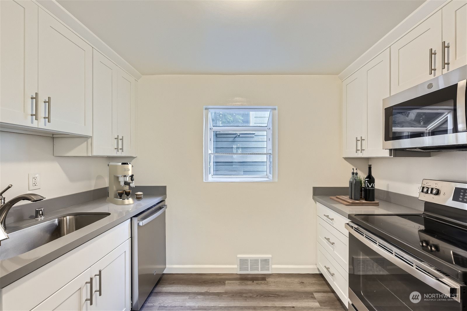 8536 Nesbit Avenue N Unit: A