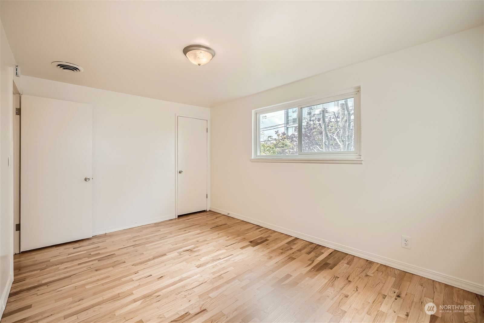 8536 Nesbit Avenue N Unit: B