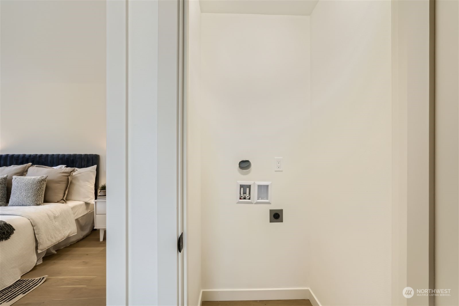 7029 25th Avenue NW Unit: B