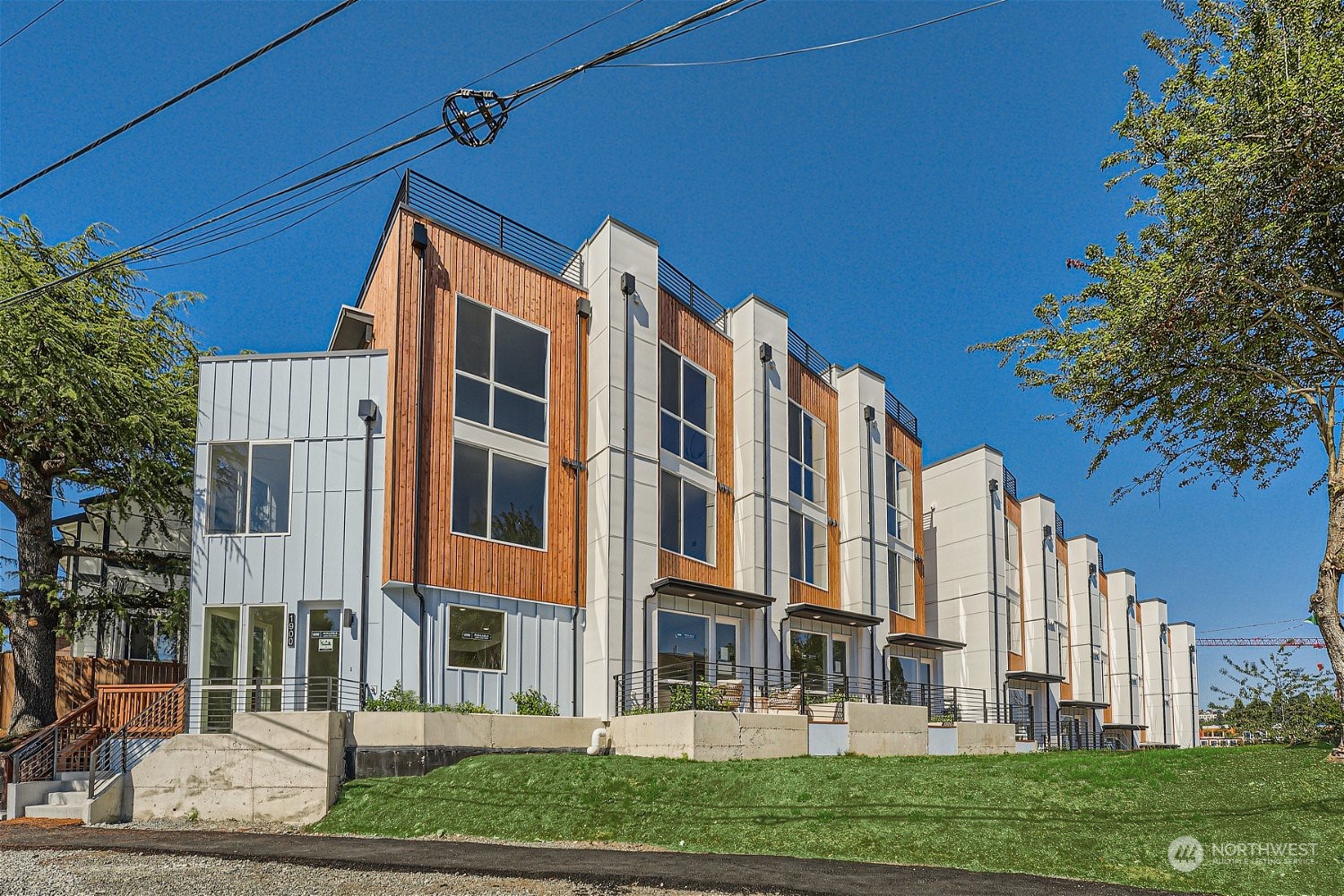 1912 S Grand Street