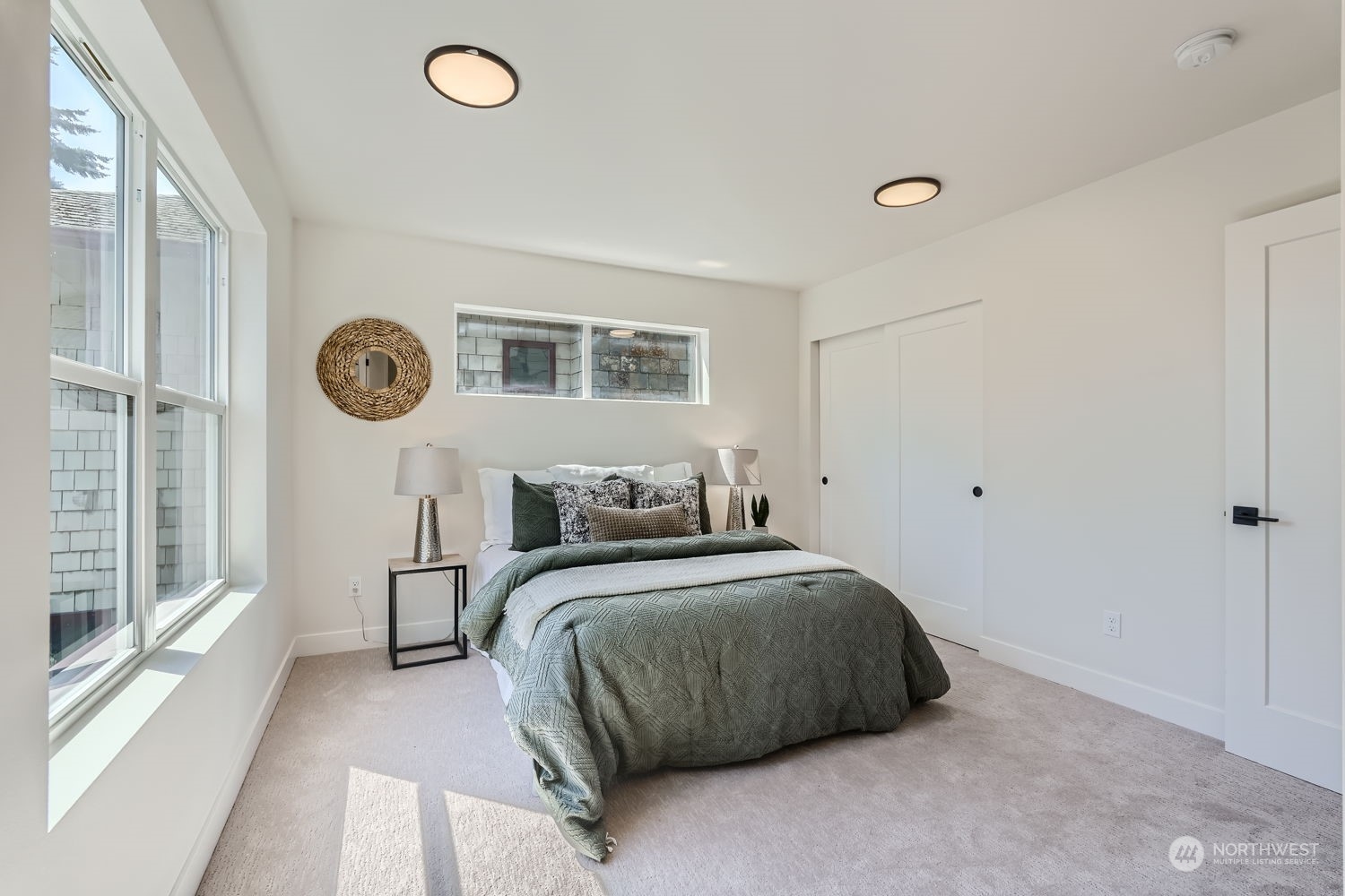 2833 NW 66th Street