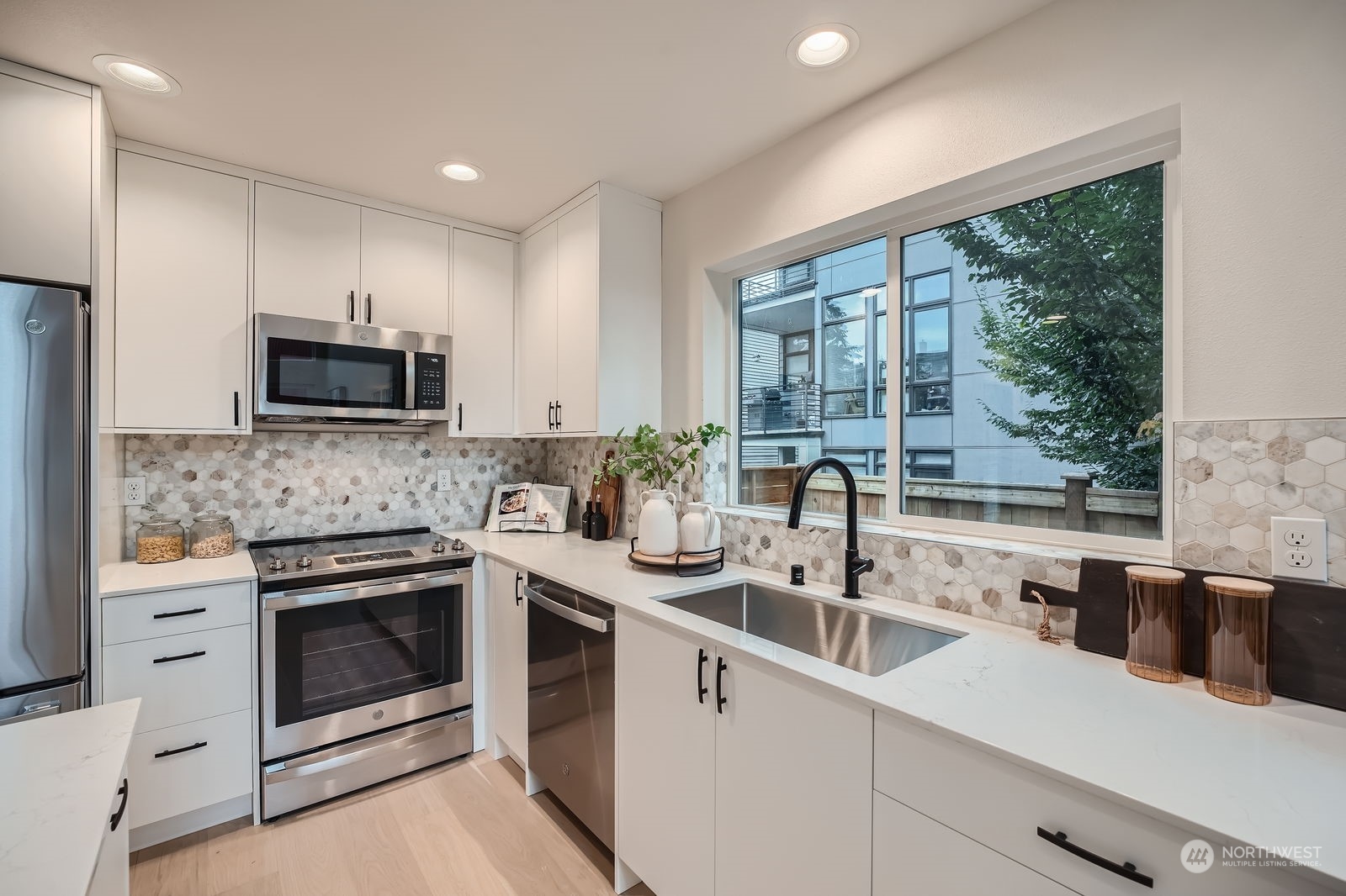 2831 NW 66th Street