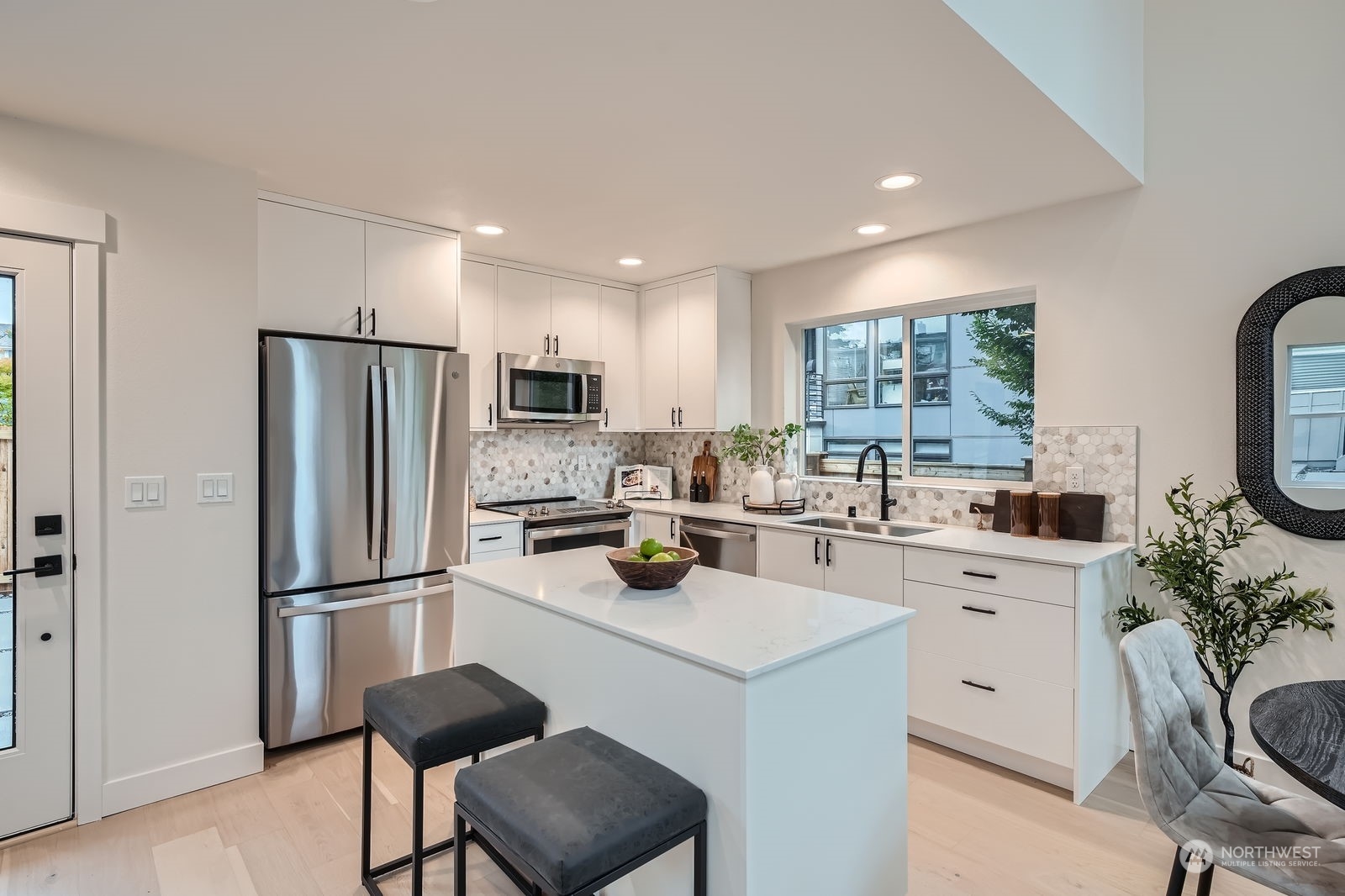 2831 NW 66th Street