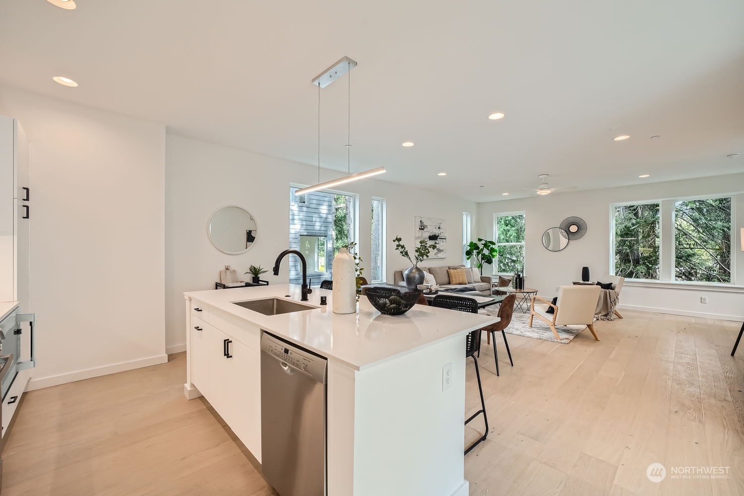 1319 N 185th Street Unit: C
