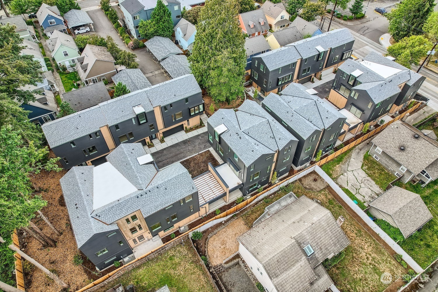 1319 N 185th Street Unit: C