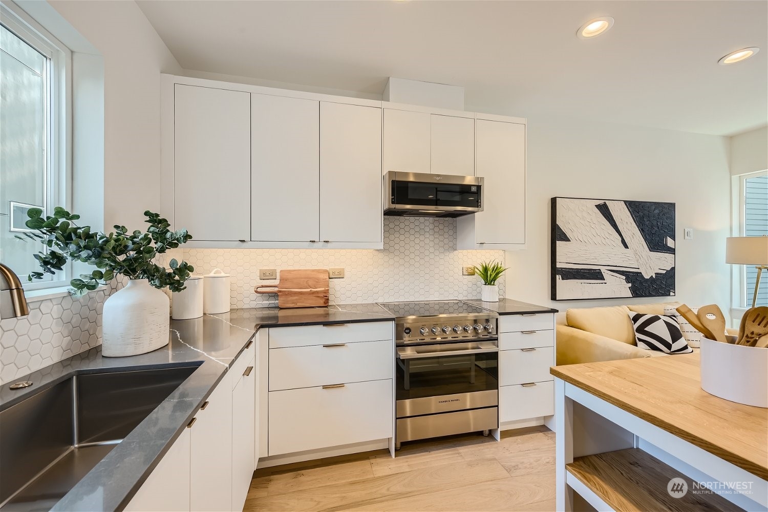 523 22nd Avenue Unit: B