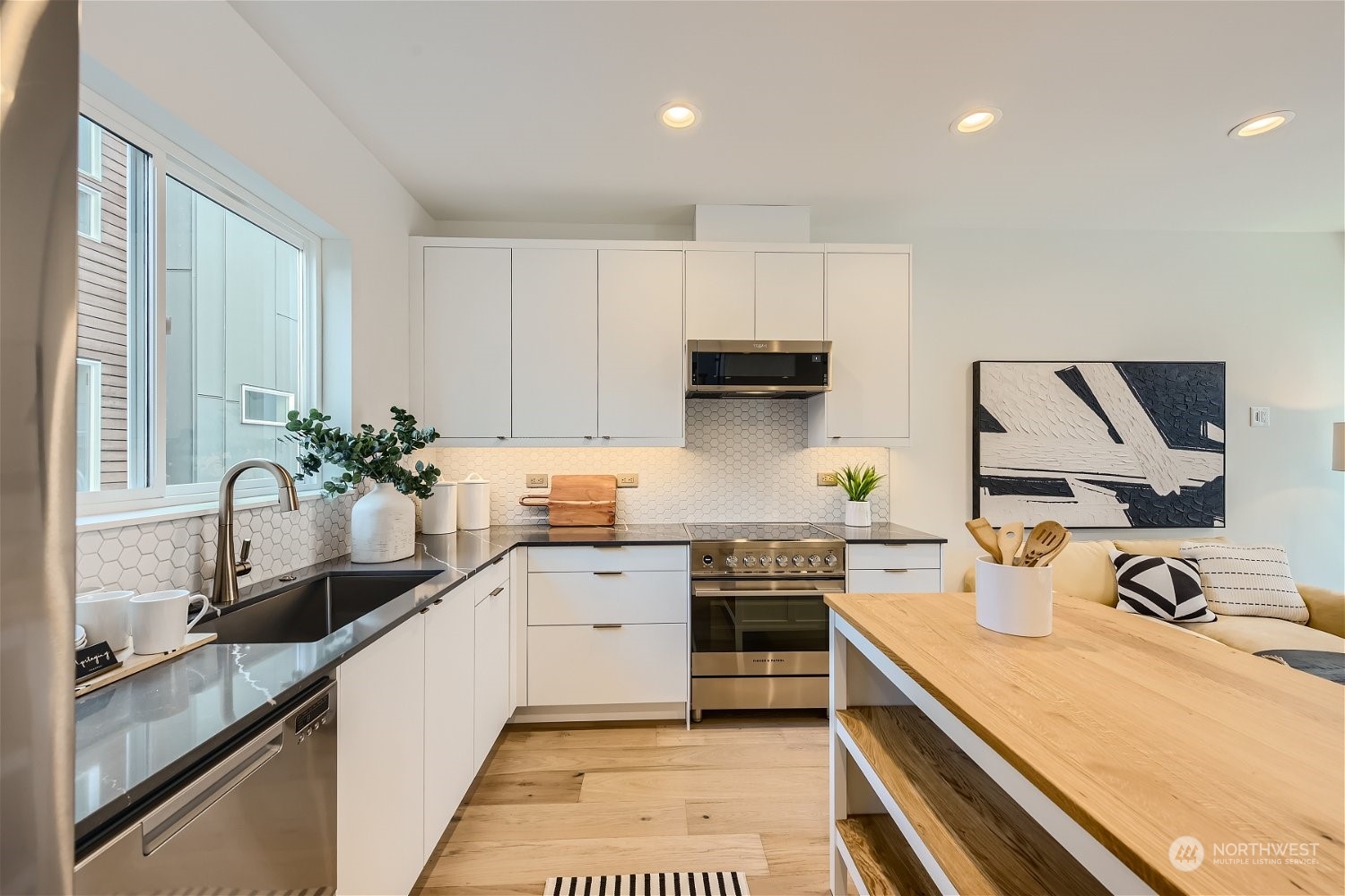 523 22nd Avenue Unit: B