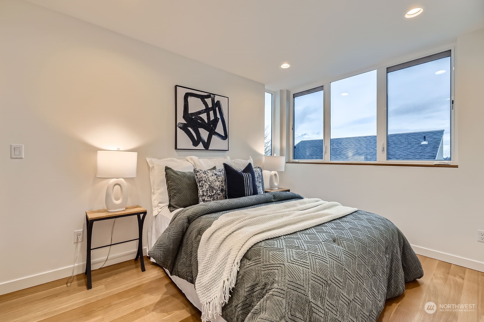 4333 30th Avenue W Unit: B