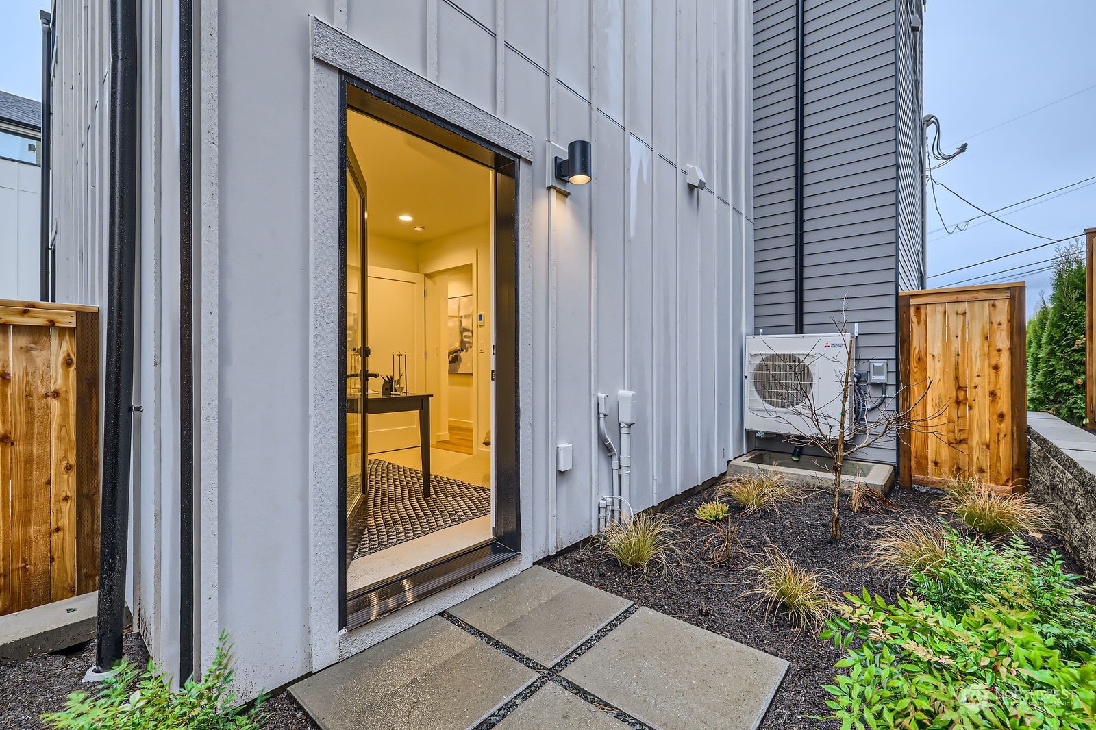 4333 30th Avenue W Unit: B