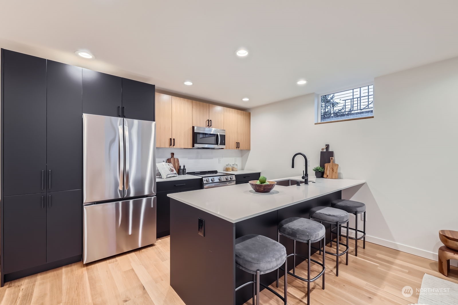 4333 30th Avenue W Unit: B