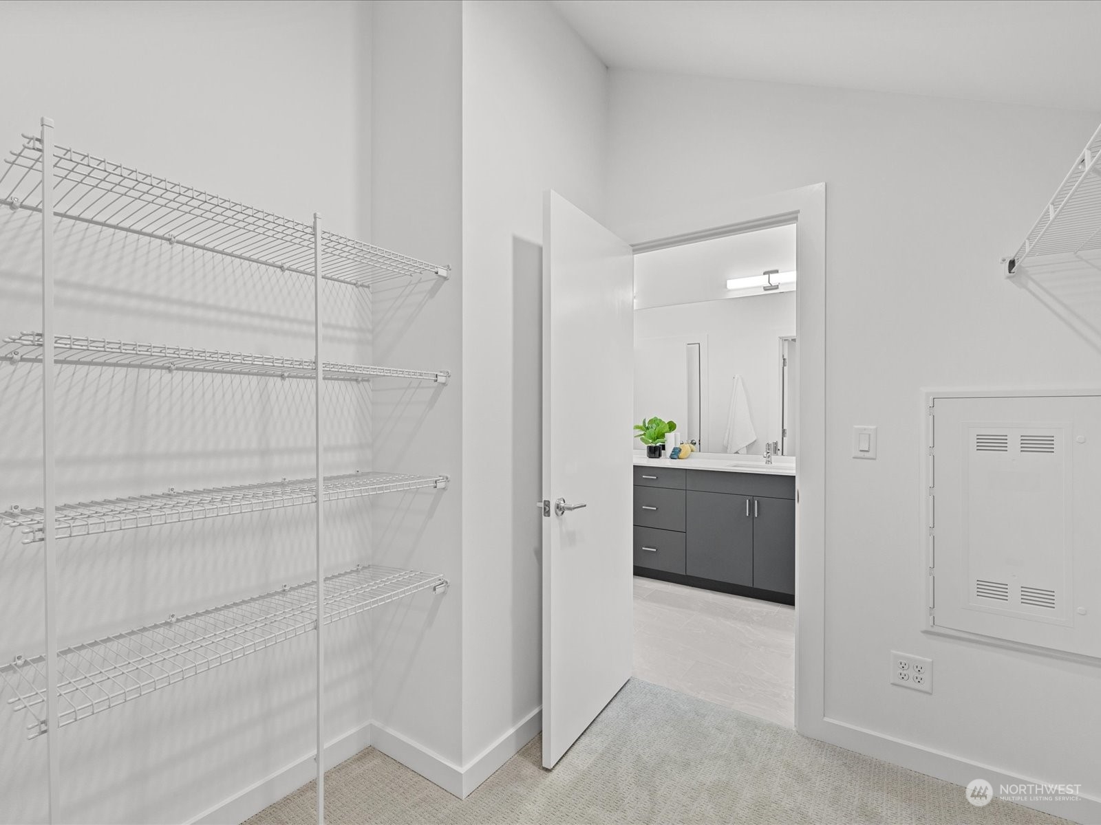 1321 N 185th Street Unit: B