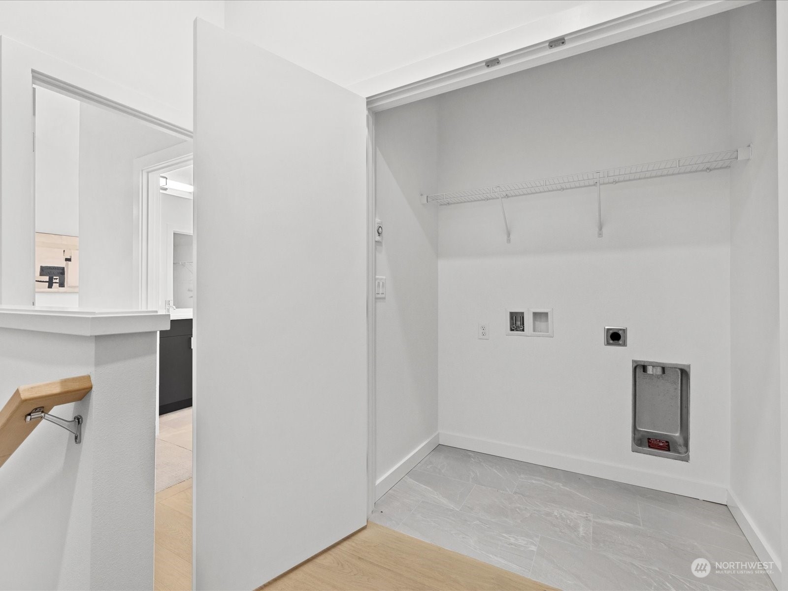 1321 N 185th Street Unit: B