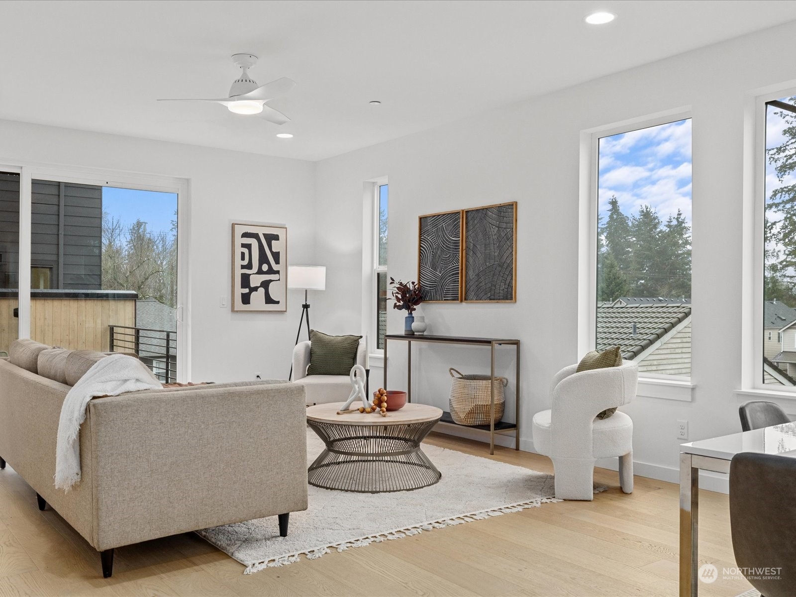 1321 N 185th Street Unit: B