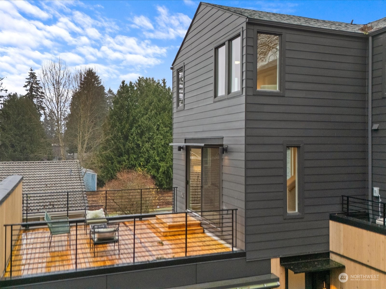 1321 N 185th Street Unit: B