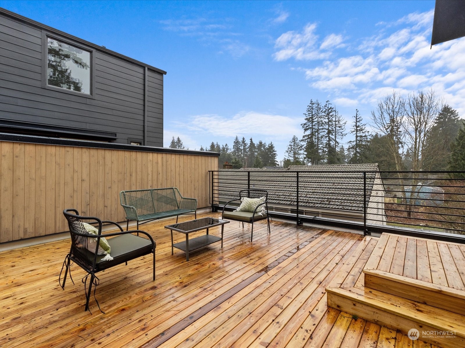 1321 N 185th Street Unit: B